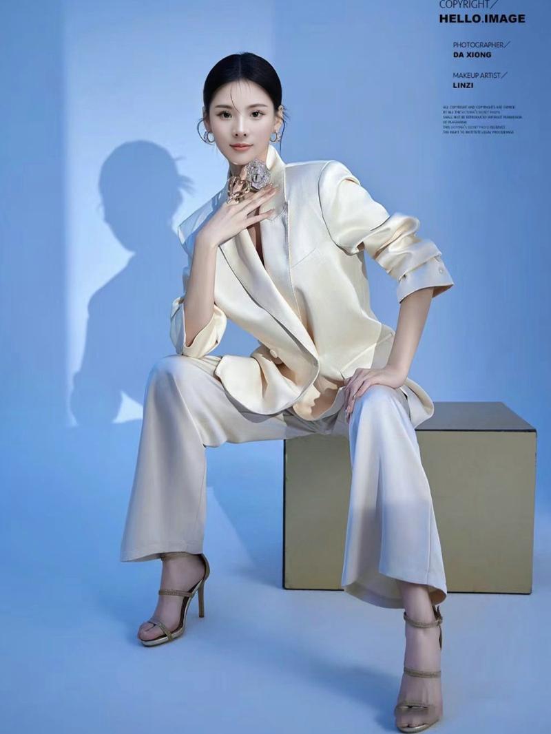 Fashionable Western Suit Set P - Ethnic Fashion Studio review and price